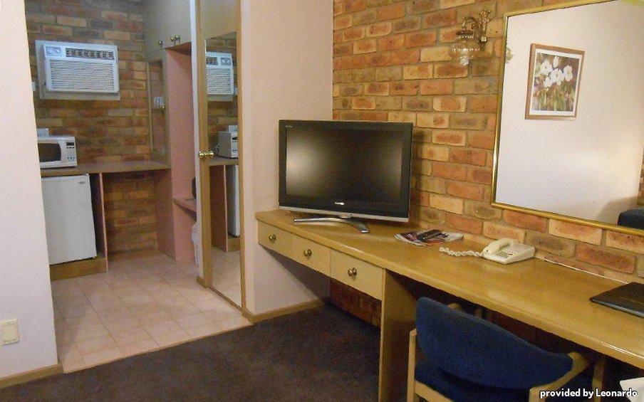 Pines Country Club Motor Inn Shepparton Exteriör bild