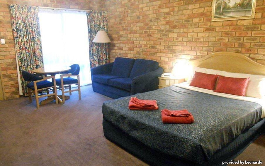 Pines Country Club Motor Inn Shepparton Exteriör bild